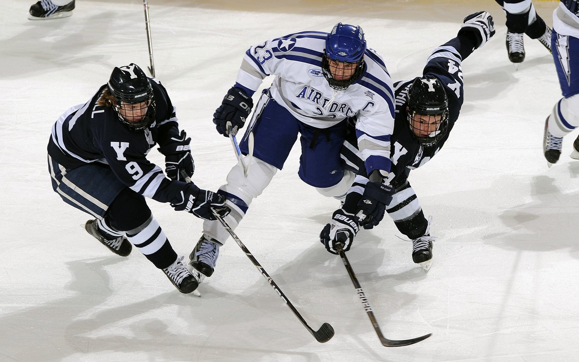 湖人队士气稳步提升，准备迎接季后赛，湖人队季后赛赛程