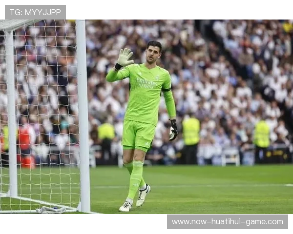 库尔图瓦单手封出点球,皇马零封获联赛胜